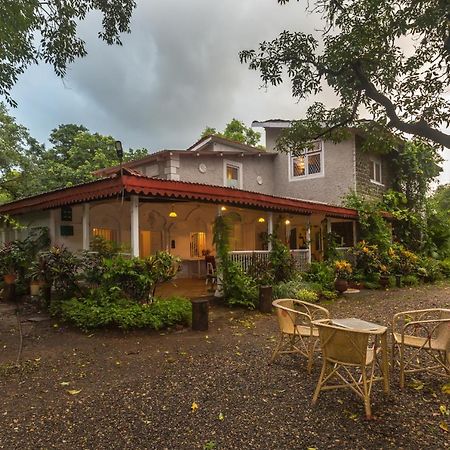 Saffronstays Firdaus Baug Khamshet Exterior foto